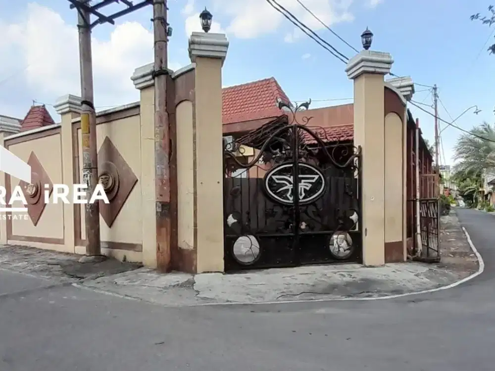 DIJUAL RUMAH MEWAH SIAP HUNI DEKAT STASIUN PURWOSARI SOLO