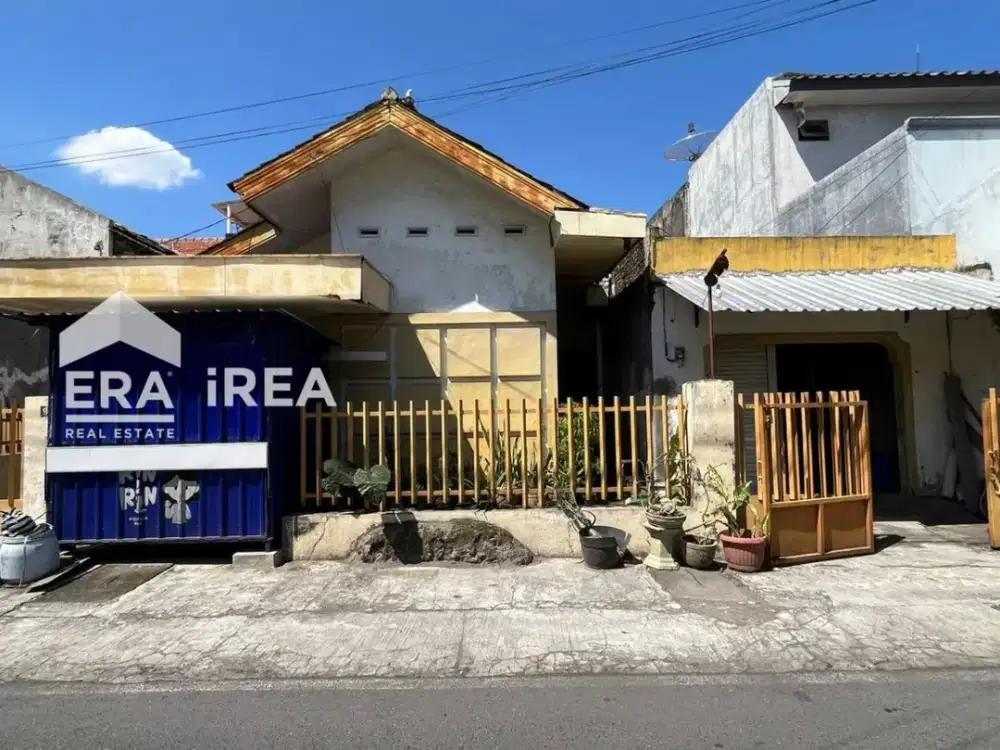 DIJUAL RUMAH DI SUMBER BANJARSARI SURAKARTA