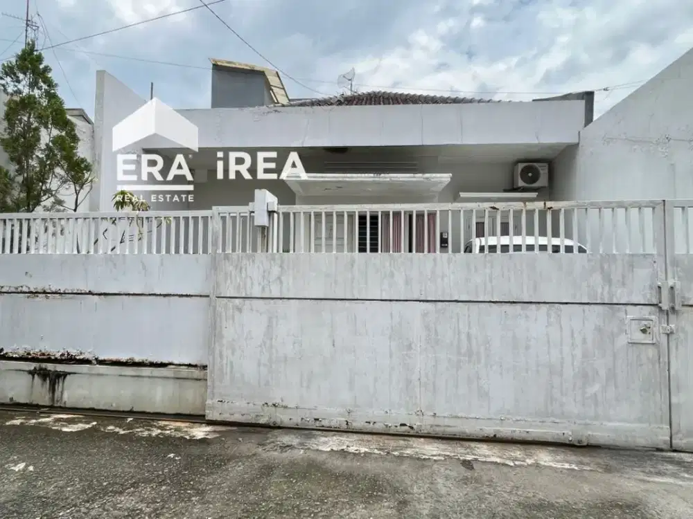 DIJUAL RUMAH SIAP HUNI DEKAT PASAR GEDHE SOLO KOTA