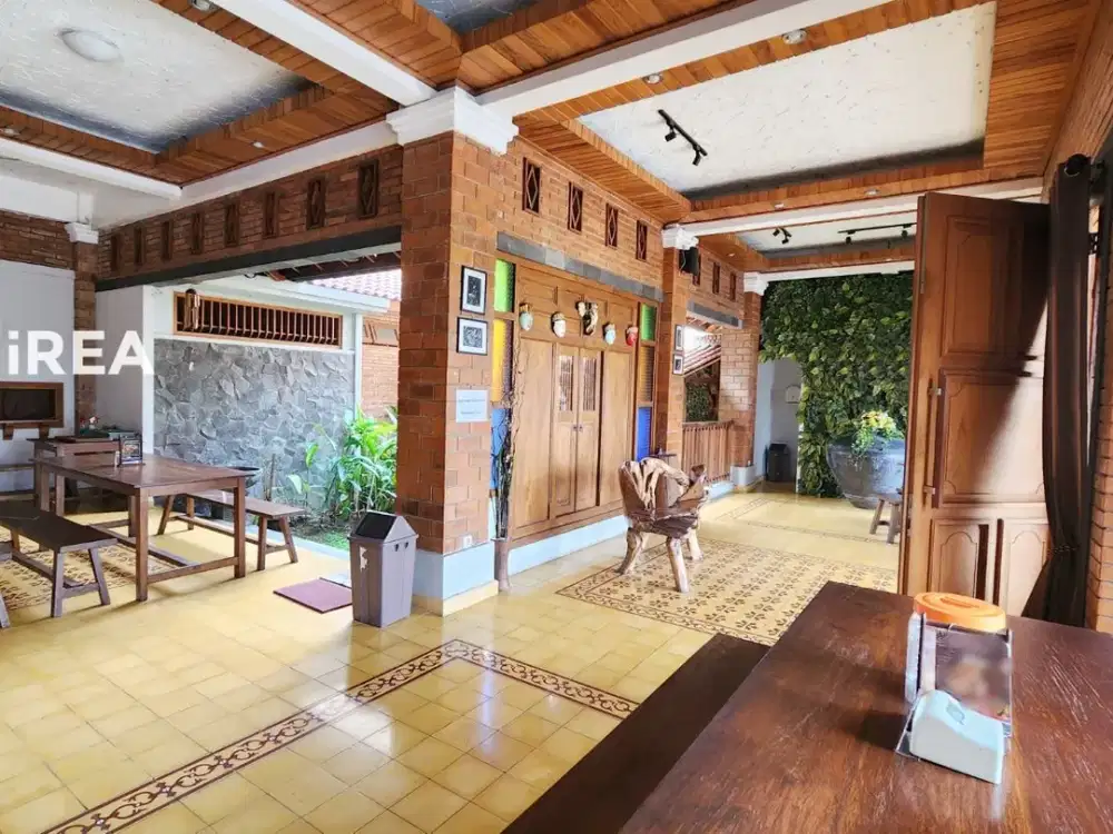 DIJUAL RUANG USAHA DEKAT THE PARK MALL PAKUWON MALL PUSAT BISNIS SOLO BARU