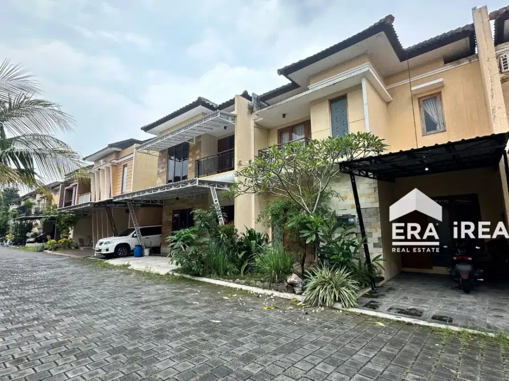 DISEWAKAN RUMAH DEKAT SUPERINDO COLOMADU, DE TJOLOMADOE, BANDARA ADI SOEMARMO