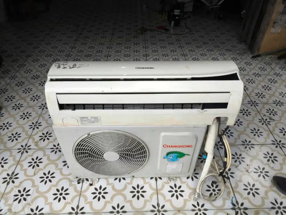 Service AC dan bongkar pasang