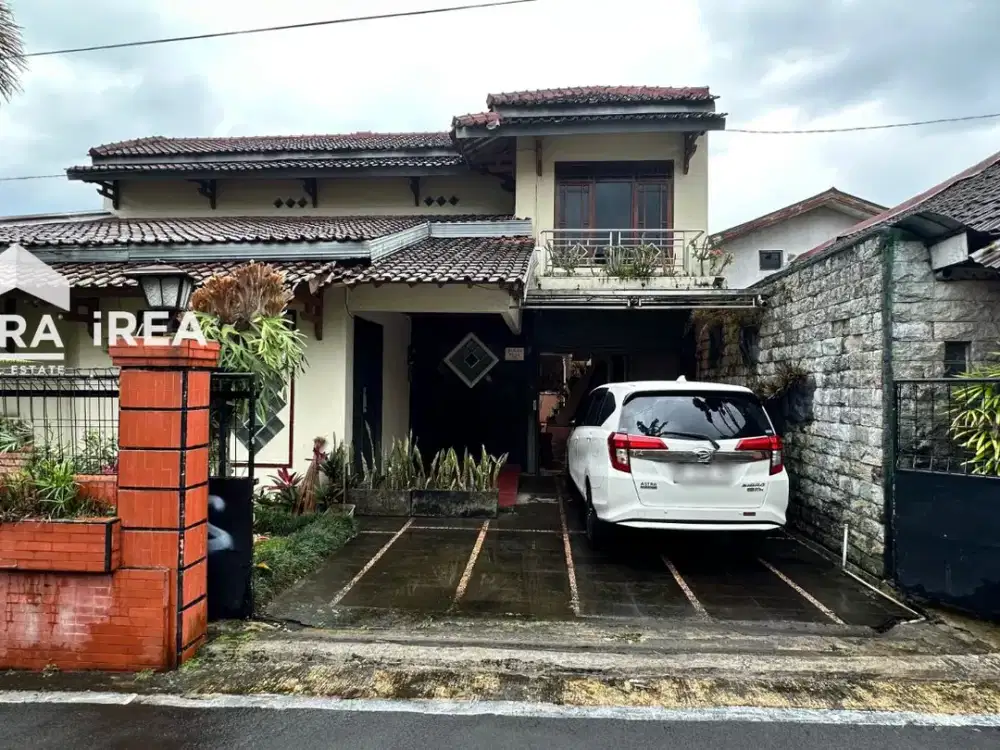 DIJUAL VILLA DI TAWANGMANGU KARANGANYAR
