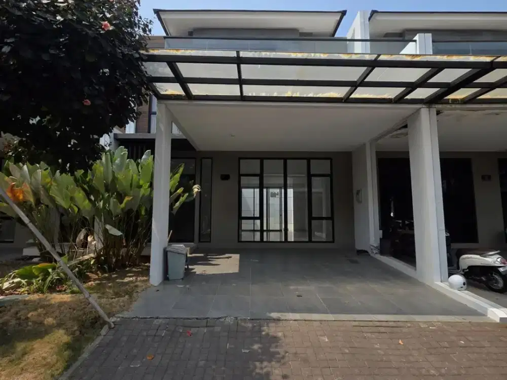 DISEWAKAN RUMAH PIK 2 PERMATA HIJAU RESIDENCE UK 8X20 (2 LANTAI) SIAP HUNI TERMURAH