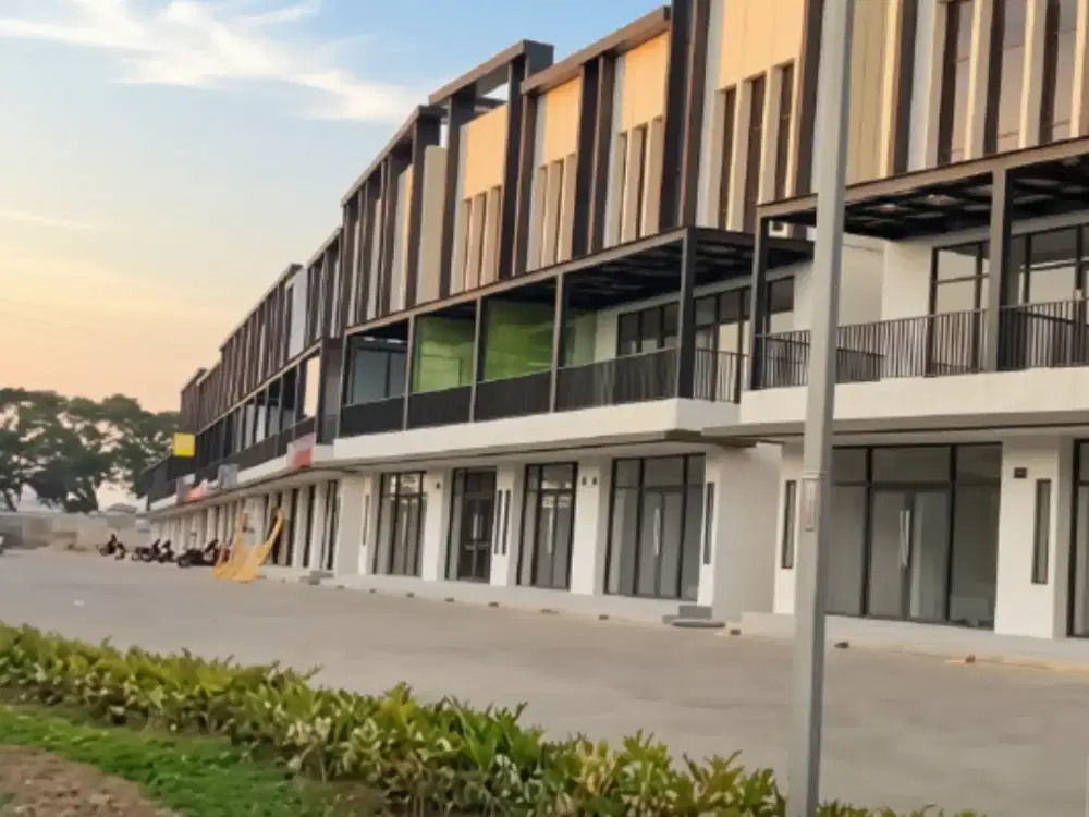 DISEWAKAN RUKO BOTANICA AVENUE 2