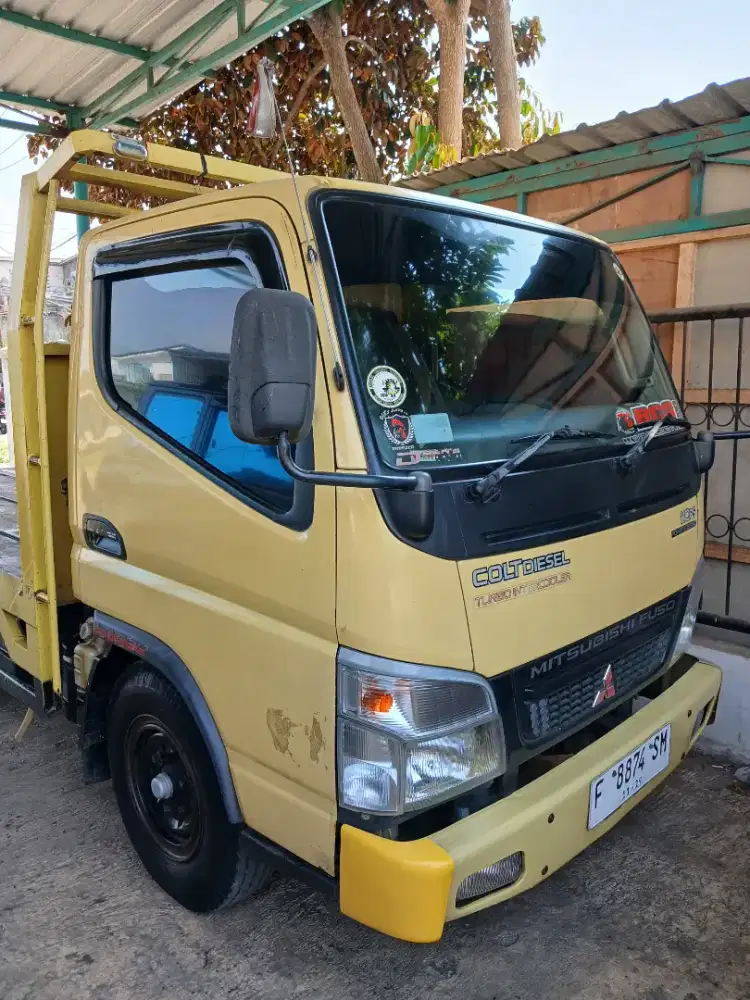 Mitsubishi Canter FE 71 Tahun 2008