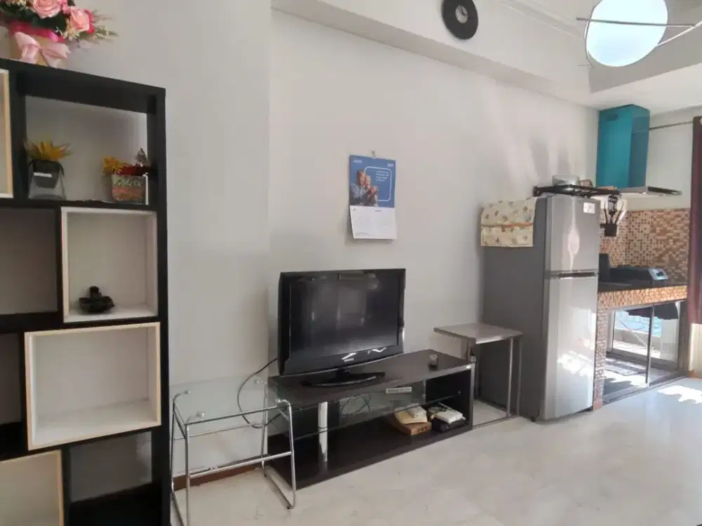 Disewakan 2BR Furnish di Apartemen Royal Mediterania Garden