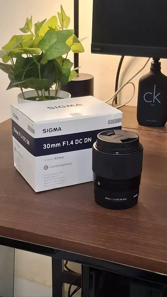 SIGMA 30MM F/1.4 DC DN ( Sony APSC )