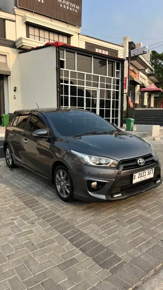 Dijual satset tanpa perantara yaris s trd 2015 automatic