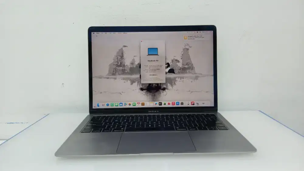Macbook air A1932 2019 Intel core i5 ram 8 ssd 128