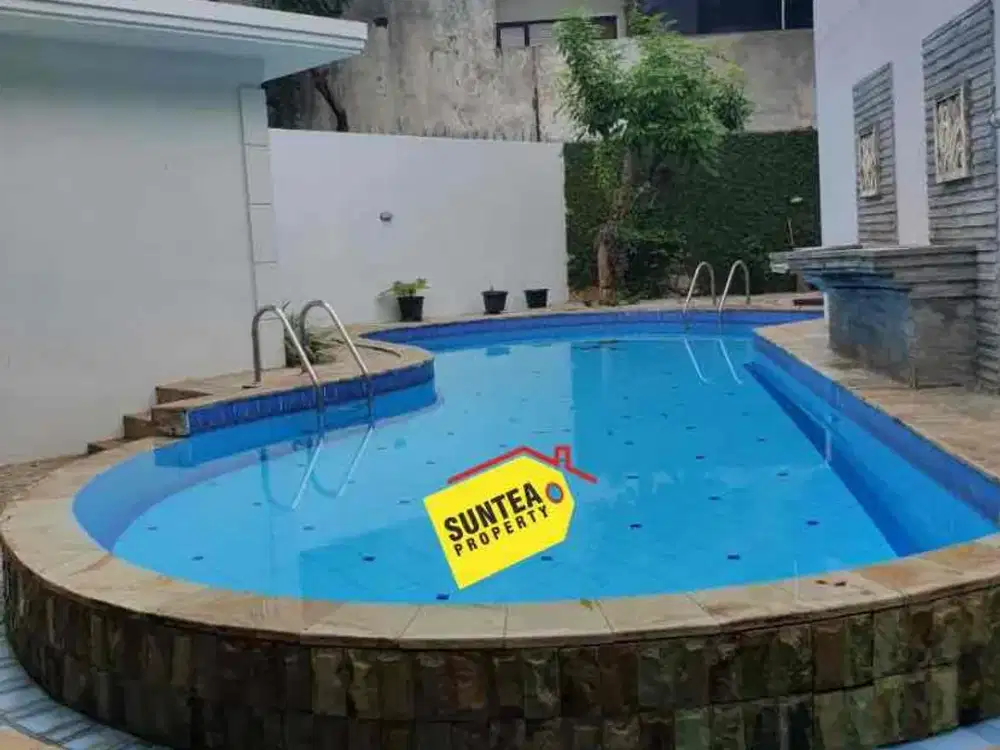 Di Sewakan Rumah Modern Dengan Swimpool di Puri Bintaro Sektor 9