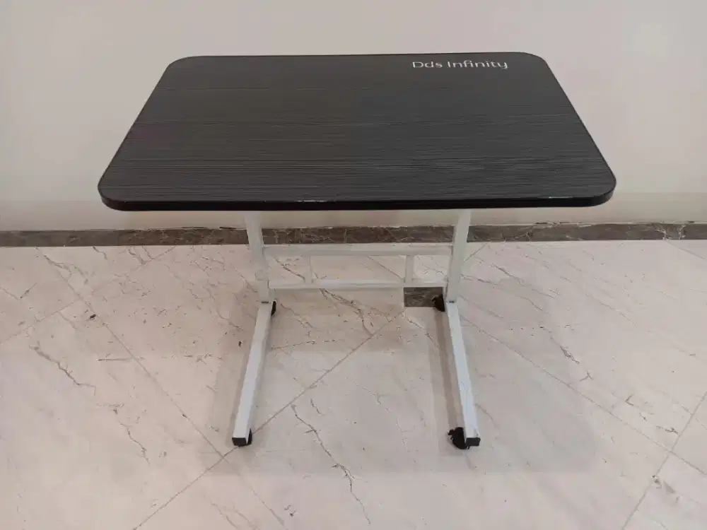 Meja untuk laptop/foto product