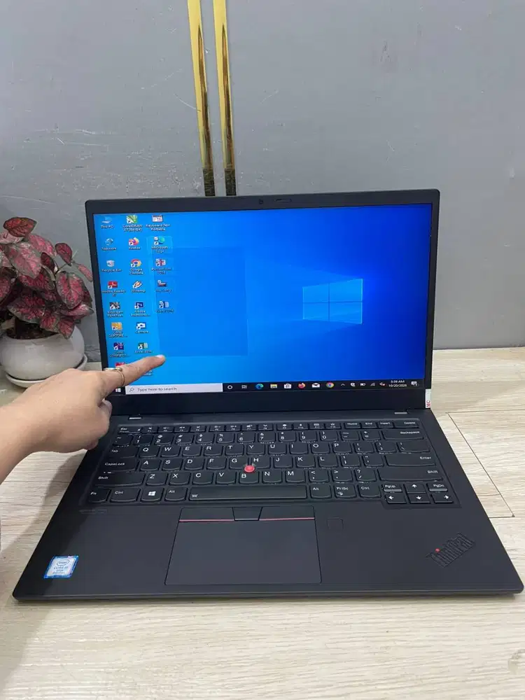 LAPTOP LENOVO X1 CARBON TOUCHSCREEN I5 GEN8 16/256 LAYAR 14 INCH *ET