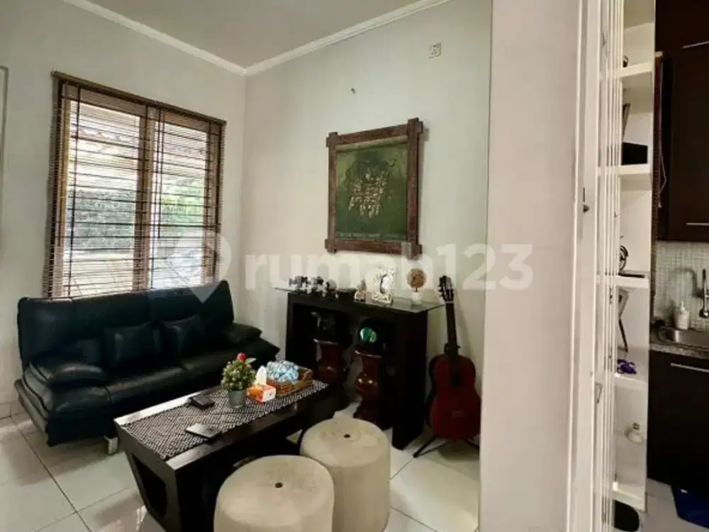 Rumah Bagus Unfurnished SHM Sektor 9-Bintaro, Tangerang Selatan