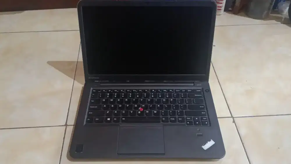 Lenovo Thinkpad S440 Core I7 Gen 4