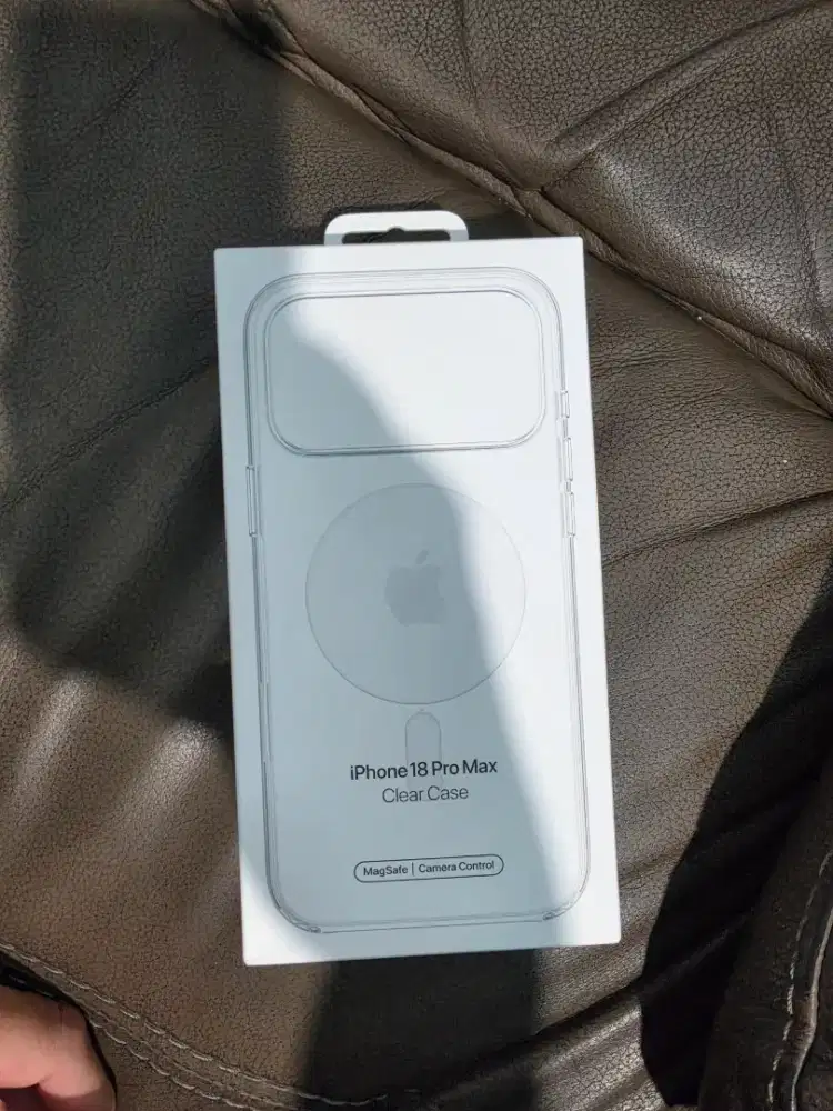 Casing iphone 18 pro max clear