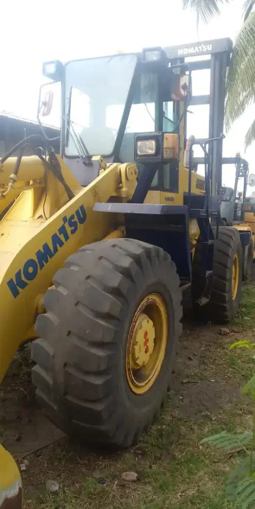 LODER KOMATSU W-350 strip 3