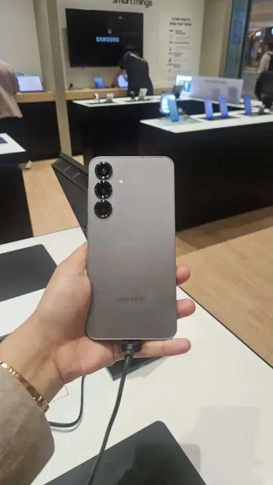 S25 base 256 di 11.999