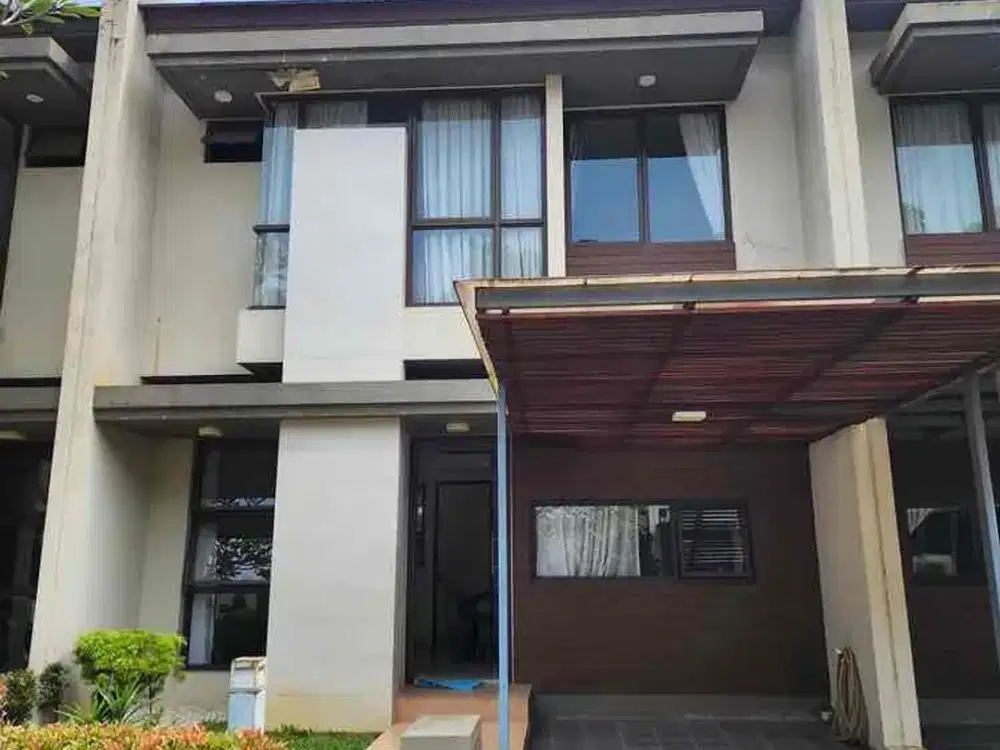DIJUAL CEPAT RUMAH RAPIH DI VANYA PARK BSD