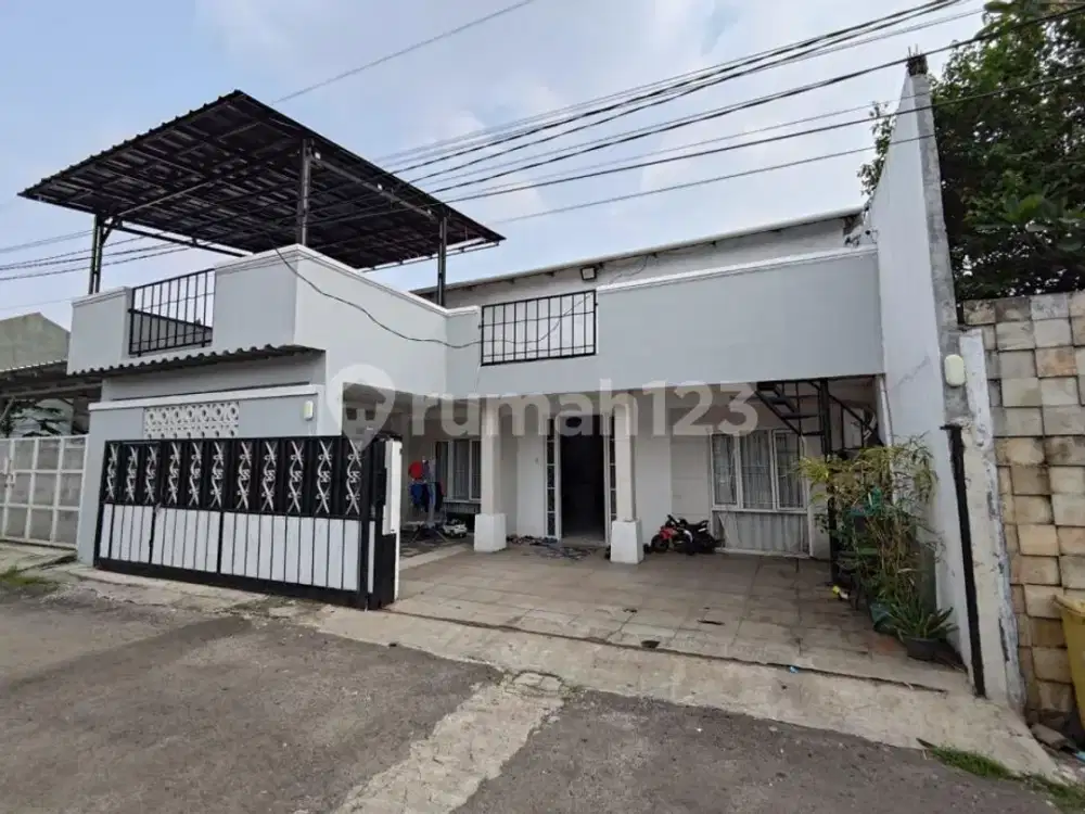 Rumah 1.5 Lantai Ciputat Siap Huni Dekat Tol Pondok Aren