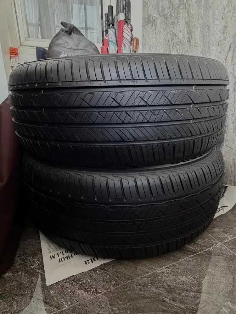 Ban hankook 235/50/R18. Kondisi BARU GRESS