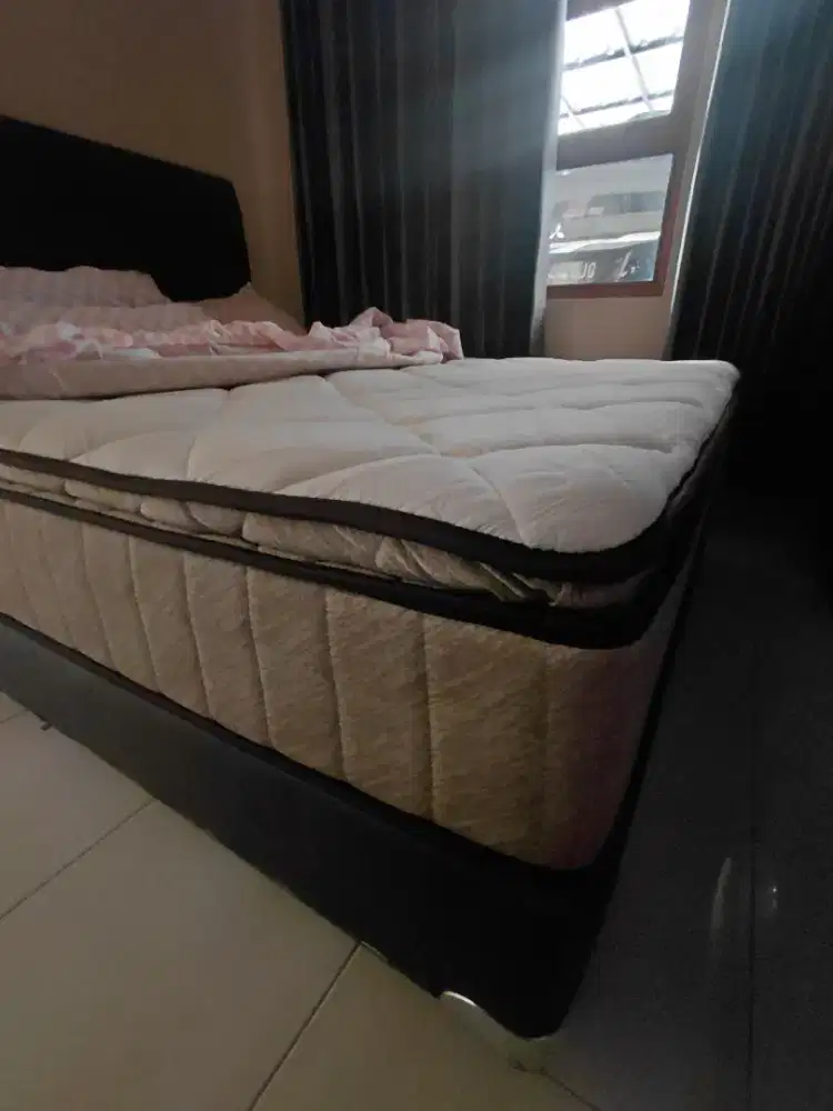 Kasur springbed