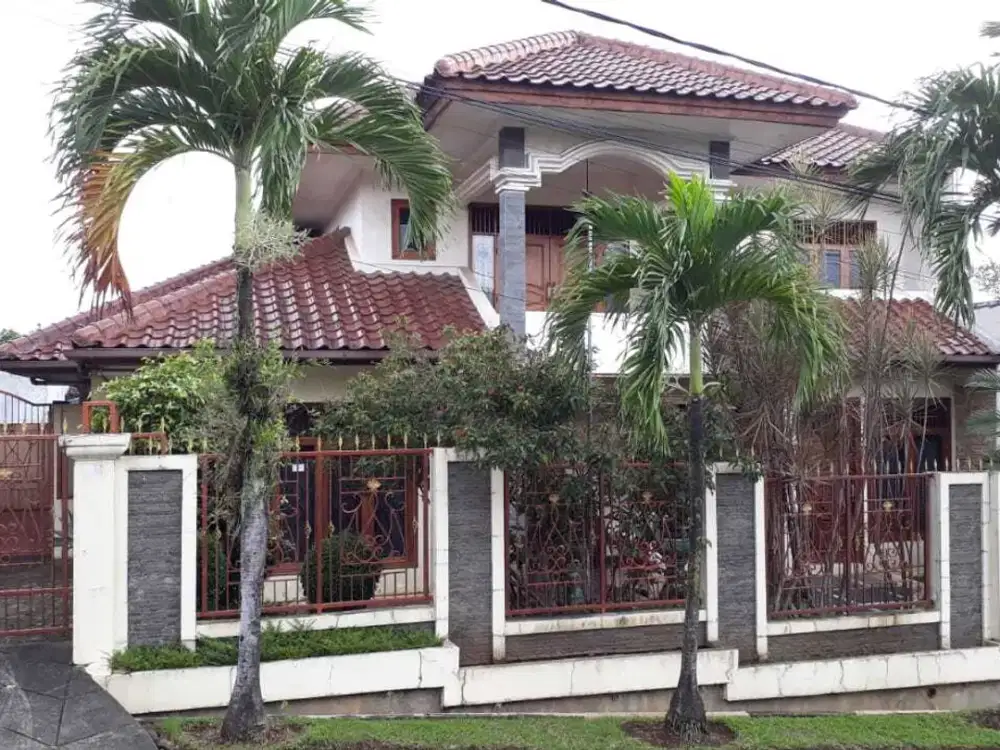 Dijual Rumah Asri dan Luas Dekat Stasiun Bogor Bogor, Jawa Barat