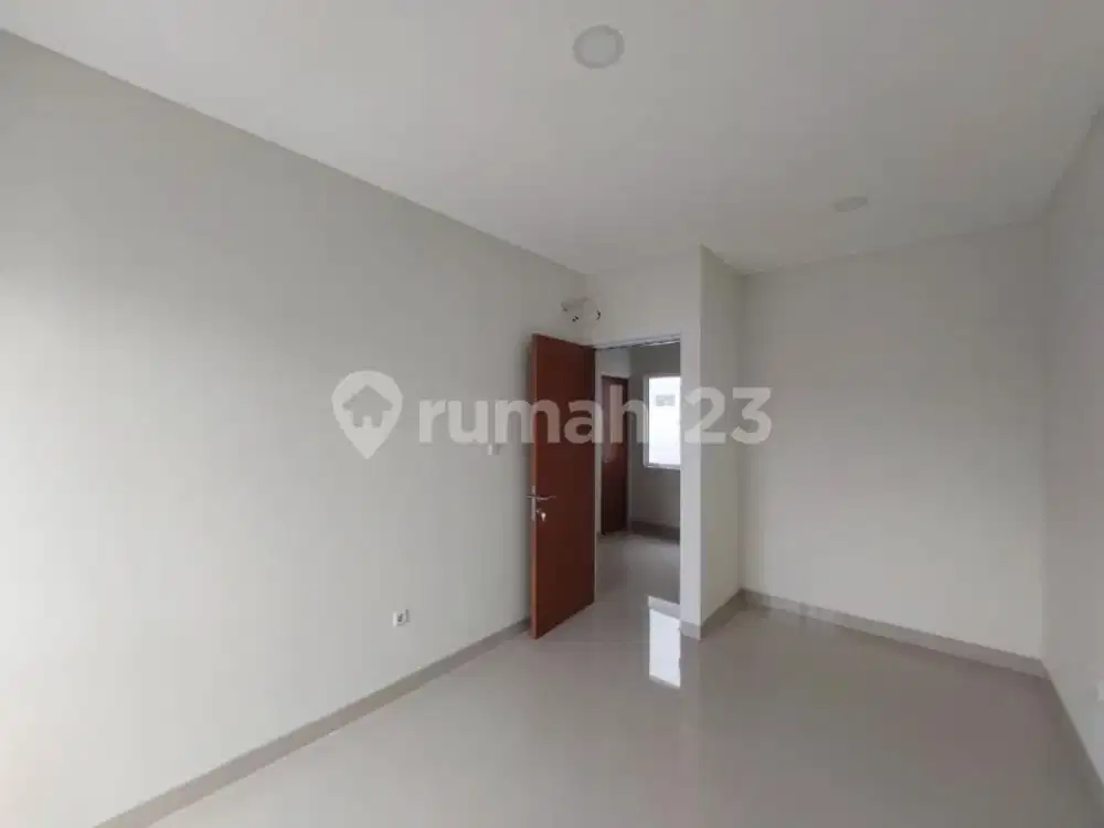 Rumah Murah 2 Lantai Ciputat Dekat Stasiun Kereta Sudimara