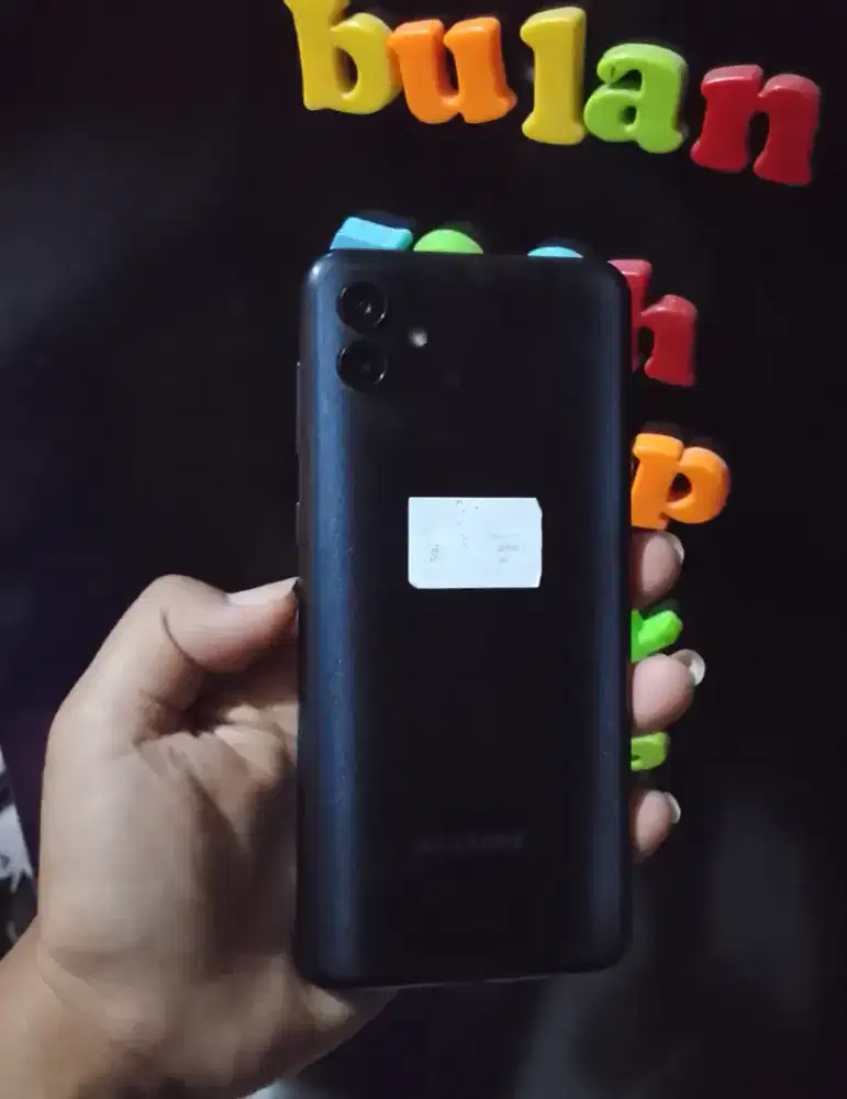 Samsung Galaxy A04 ram 4+4/64.