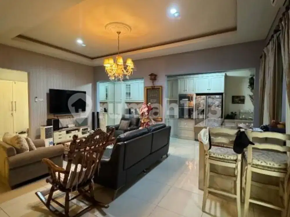 Rumah Semi Furnished Siap Huni di Kebayoran Bintaro