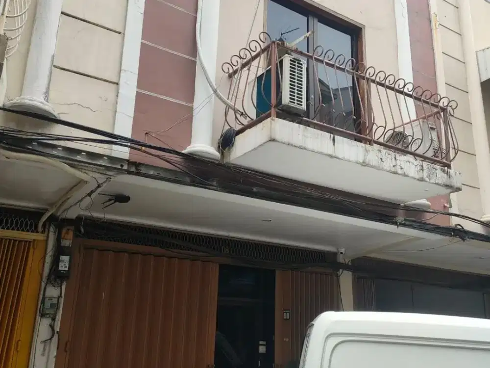 RUKO Klampis 21 Surabaya Timur Arief Rahman Hakim FURNISHED Dkt Manyar Kertajaya Kampus ITATS BU CPT