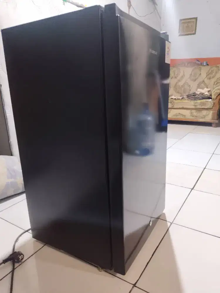 Kulkas Hisense satu pintu