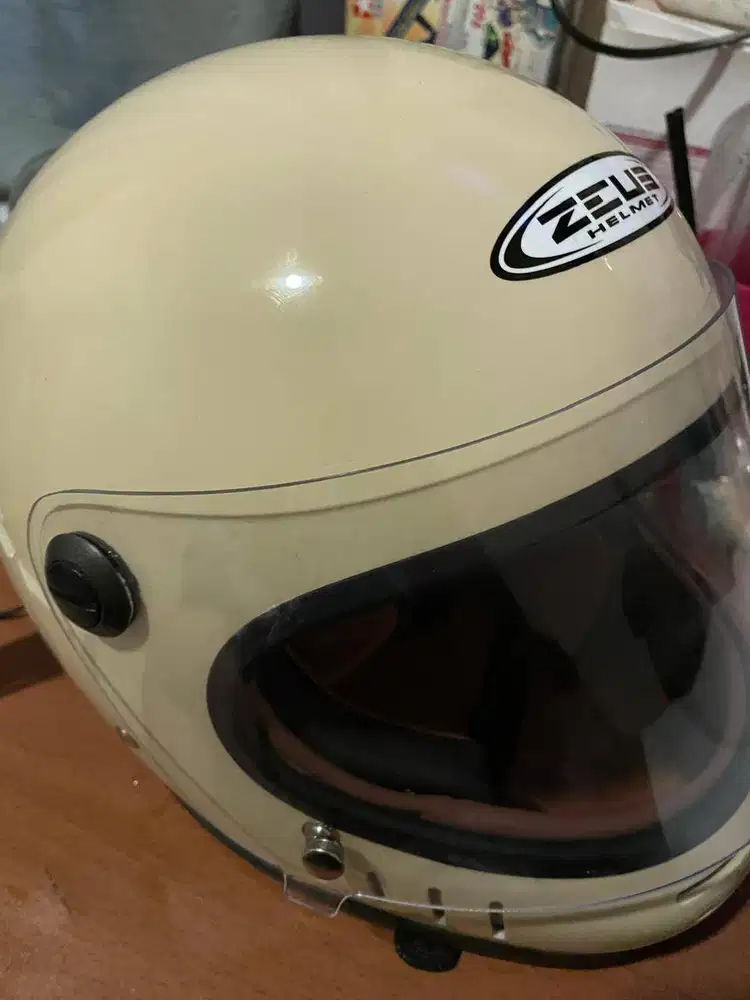 Helm Zeuh Fullface