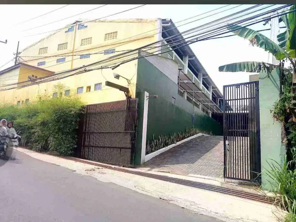 Dijual Lapangan Futsal Indoor