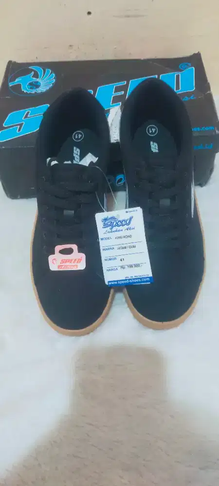 Sepatu speeds uk 41