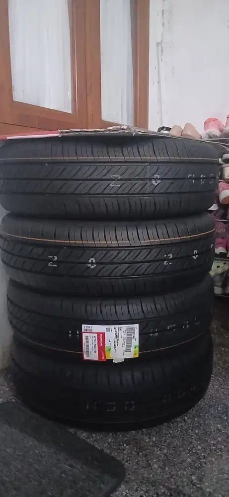 Jual Ban Mobil Baru 175/65 R14 OEM Honda Brio Satya E - Dunlop