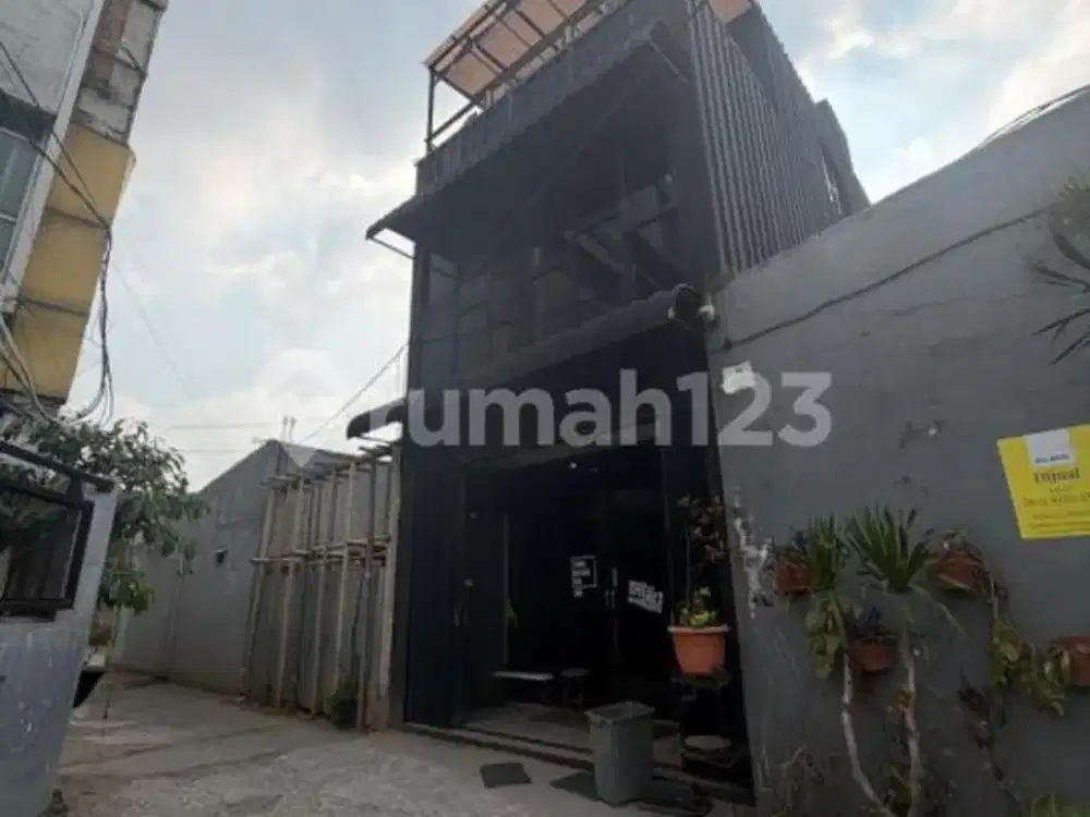 Ruko Full Furnished 3 Lantai di Pondok Bambu, Kalimalang Jaktim
