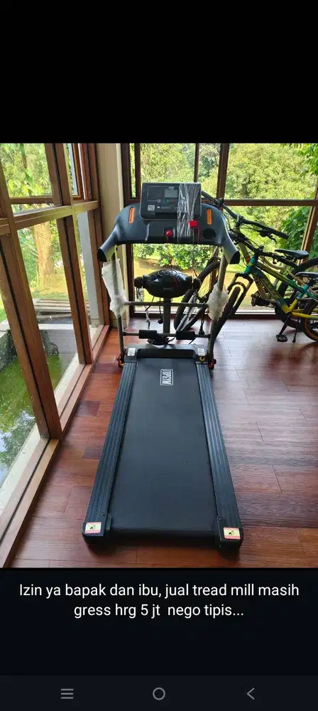 Dijual treadmill masih gress baru dipakai lima kali