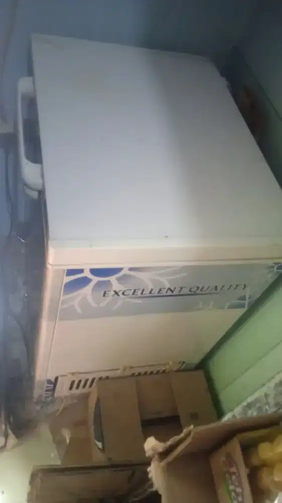 Jual freezer pemakaian sendiri