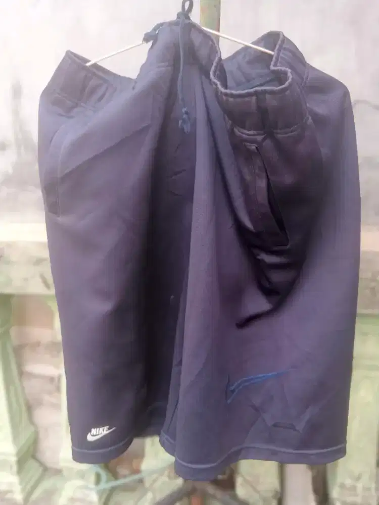 Celana Centang Pendek