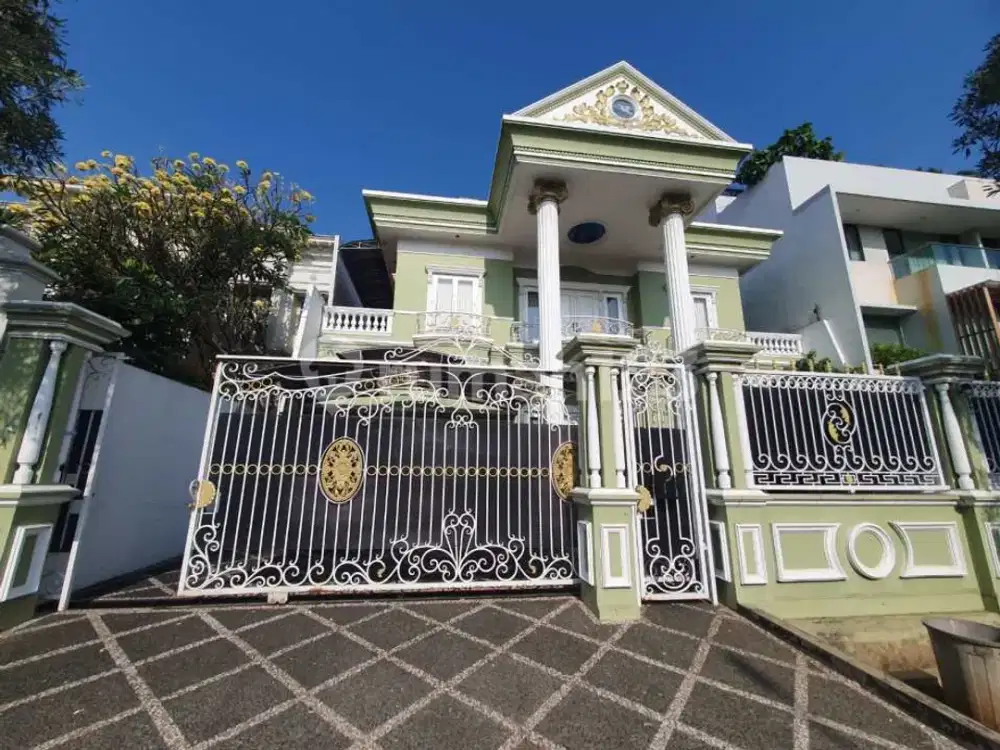 Rumah Intercon Kebon Jeruk Mewah Bagus Rapi