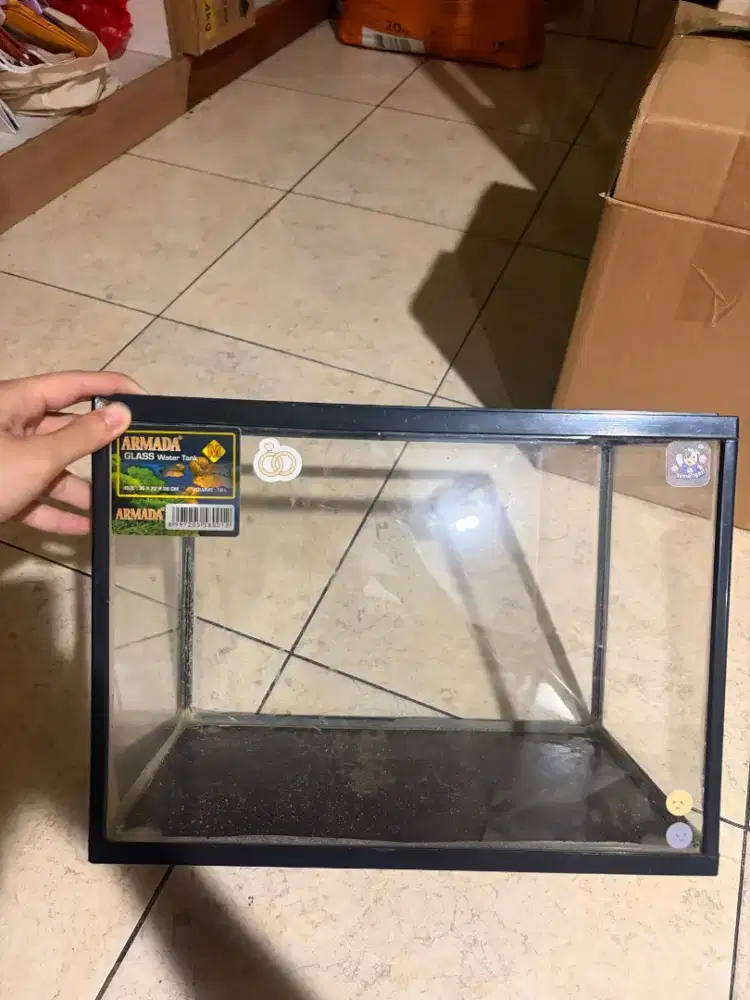 Akuarium Kaca Armada M (36x22x26 cm) Bekas Kandang Hamster