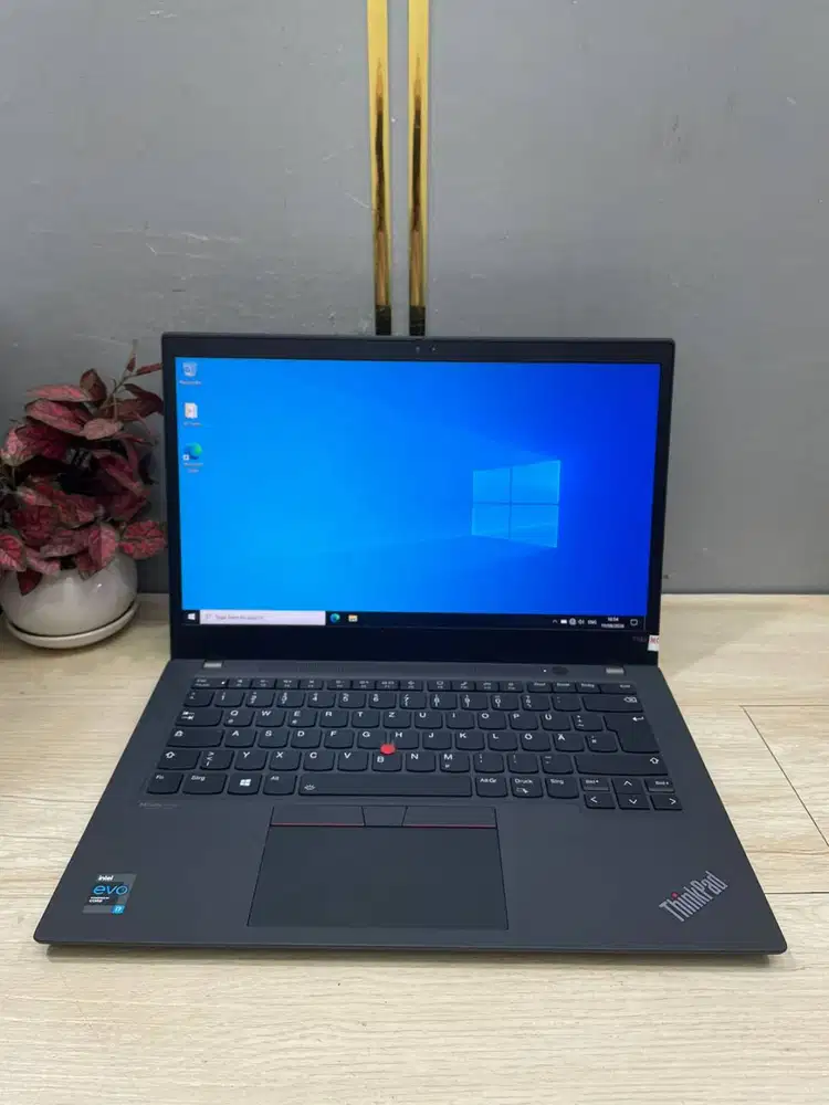 LAPTOP LENOVO T14S I7 GEN11 16/256 LAYAR 14 INCH *ET