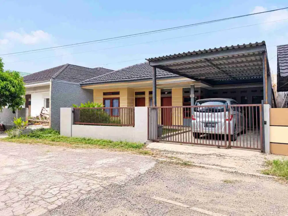 rumah luas 180/90 hanya 600juta nego di Cisaranten cocok untuk usaha,kantor & gudang