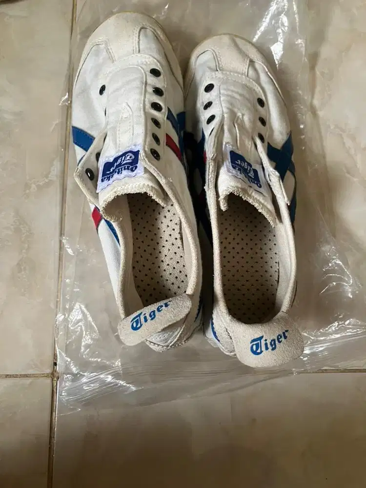 Onitsuka Tiger Sneakers