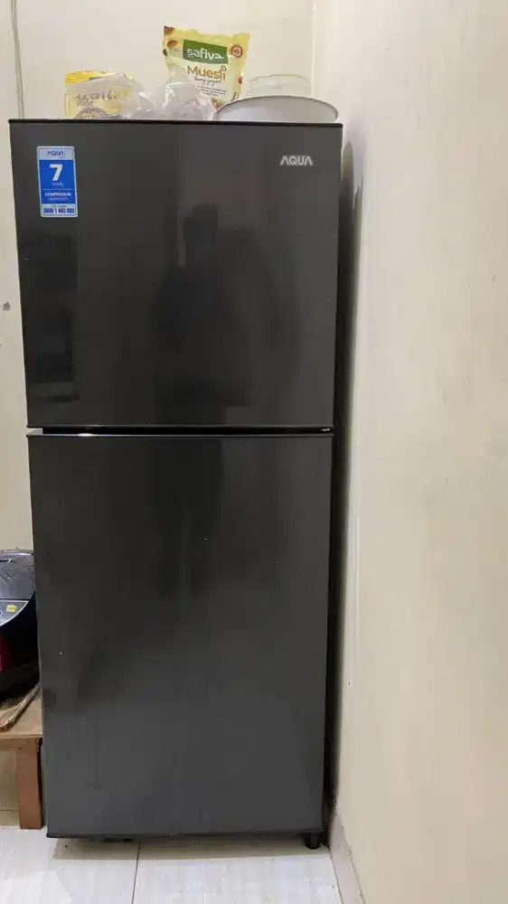 Dijual kulkas 2pintu