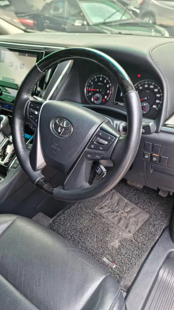vellfire zg 2.5 2015