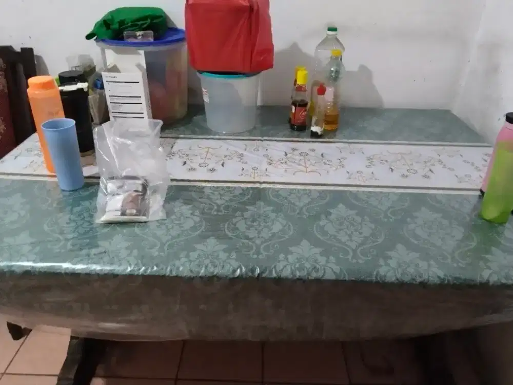 Meja makan dr kayu jati