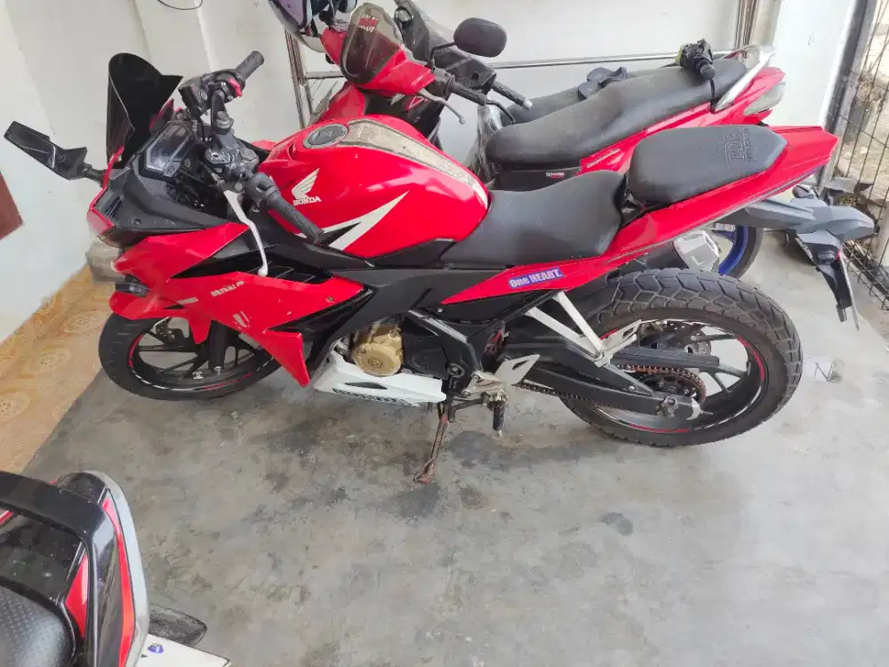 CBR 150 abs tahun 2016 ss lengkap pajak 2025 plat 2027 b Jakarta timur