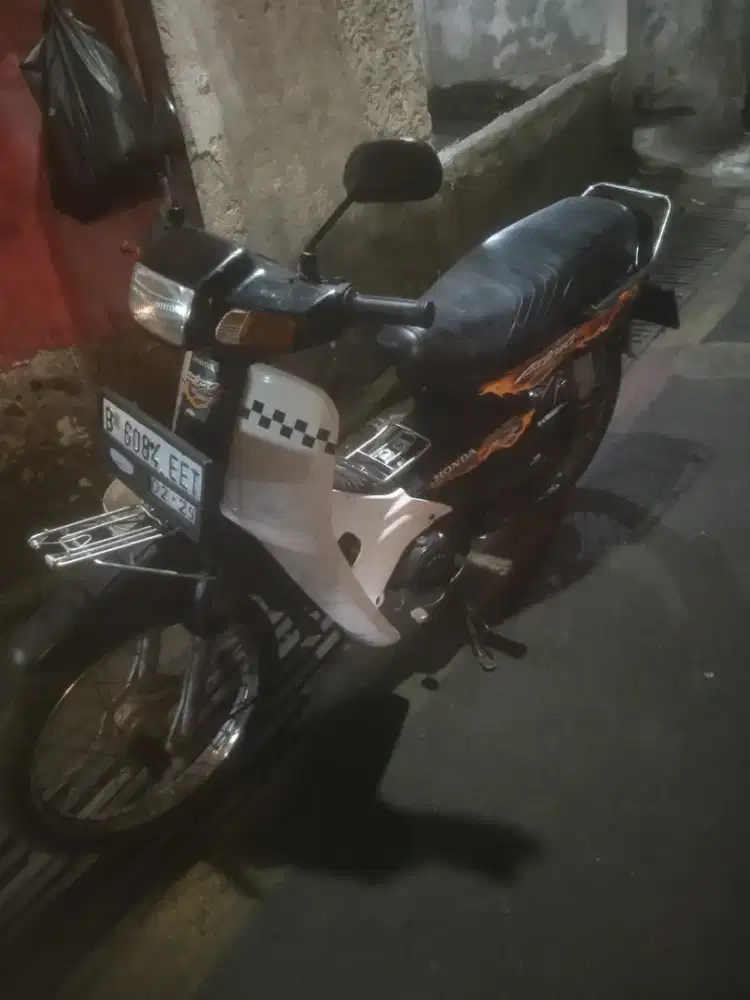 ASTREA GRAND 1996